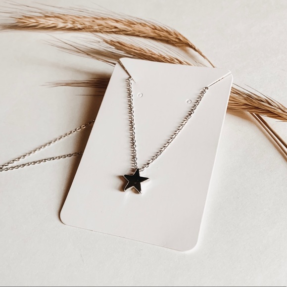 Jewelry - Silver Dainty Star Necklace